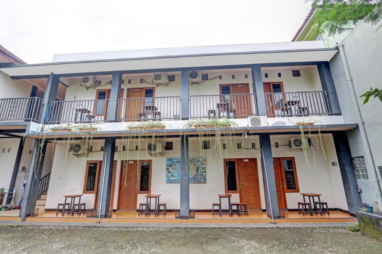 Hotel Wisma Ck Kebumen Exterior photo